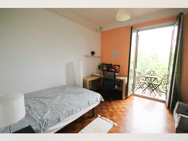 Spain furnished Room in Catalonia, Barcelona