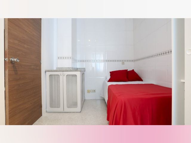 Spain furnished Room in Madrid, Madrid