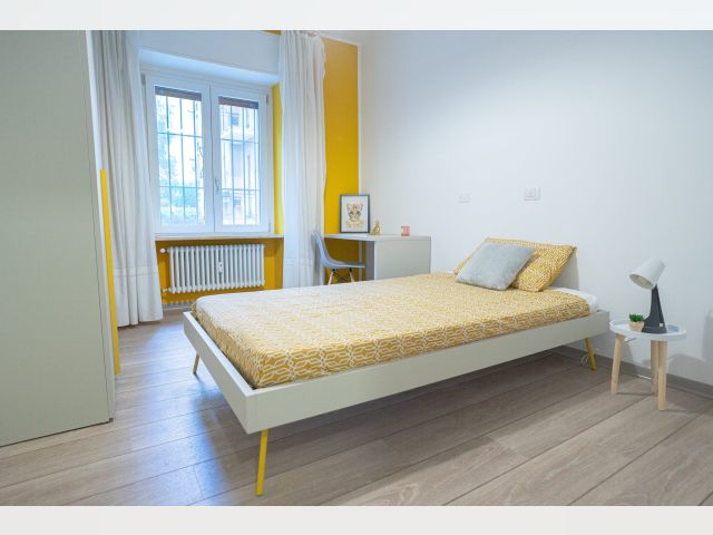 Quarto Mobiliado Alugueres de longa duração em Milão