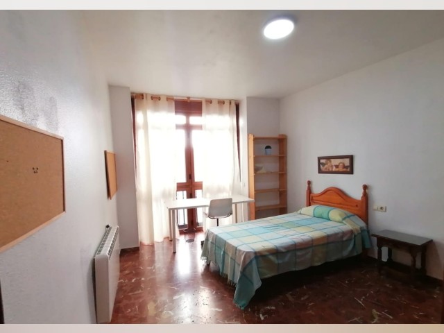 Spain furnished Room in Andalucia, Granada