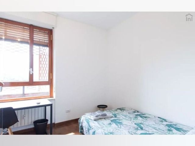 Italy furnished Room in Lombardy, Milan