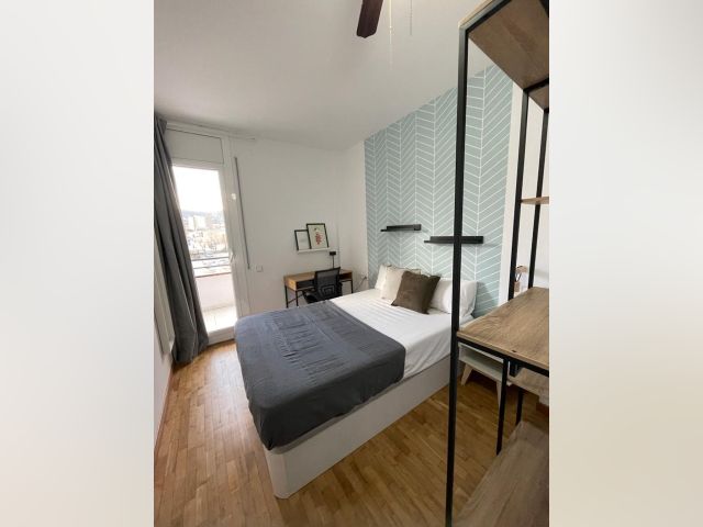 Spain furnished Room in Catalonia, Barcelona