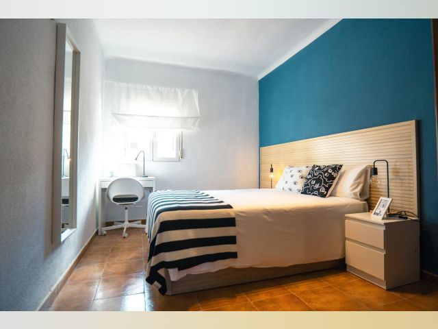 Spain furnished Room in Madrid, Madrid
