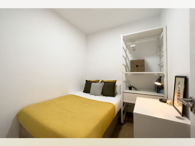 Barcelona Room for rent