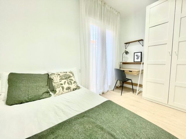 Spain furnished Room in Madrid, Madrid