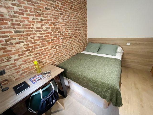 Spain furnished Room in Madrid, Madrid