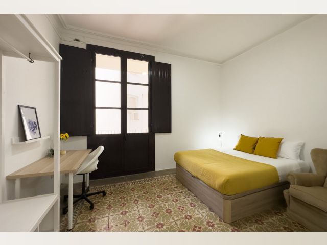 Spain furnished Room in Catalonia, Barcelona