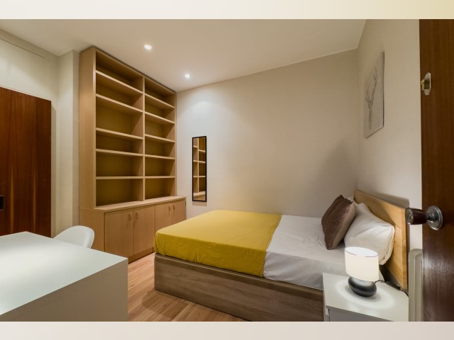 Spain furnished Room in Catalonia, Barcelona