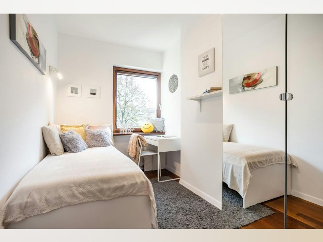 Poland furnished Room in Central Poland, Warsaw