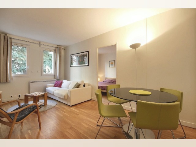 Appartement Meublé Location à longue durée en Paris
