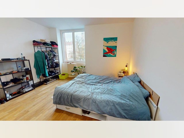 Dijon Room for rent