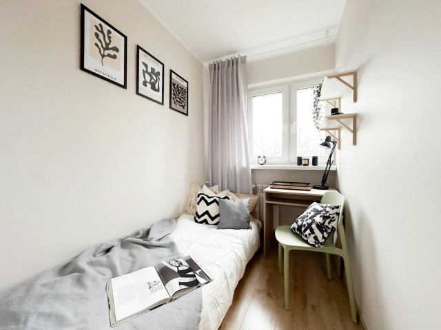 Poland furnished Room in Central Poland, Warsaw