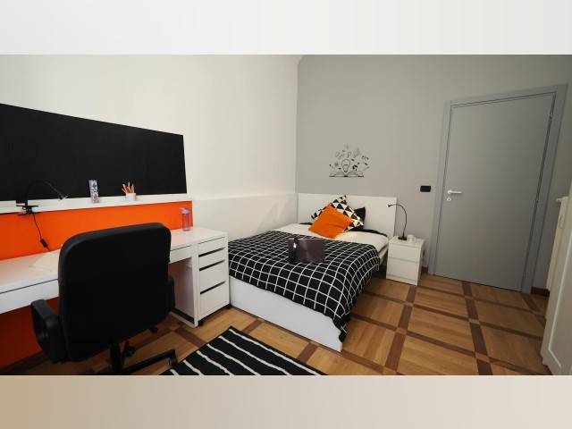 Italy furnished Room in Piedmont, Turin