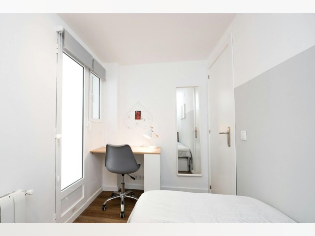 Chambre Meublé Location à longue durée en Valence