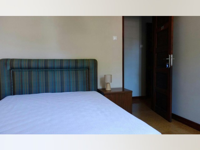 Quarto Mobiliado Alugueres de longa duração em Porto