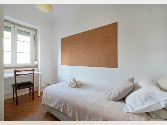 Portugal furnished Room in Lisboa-Tagus Valley, Lisbon
