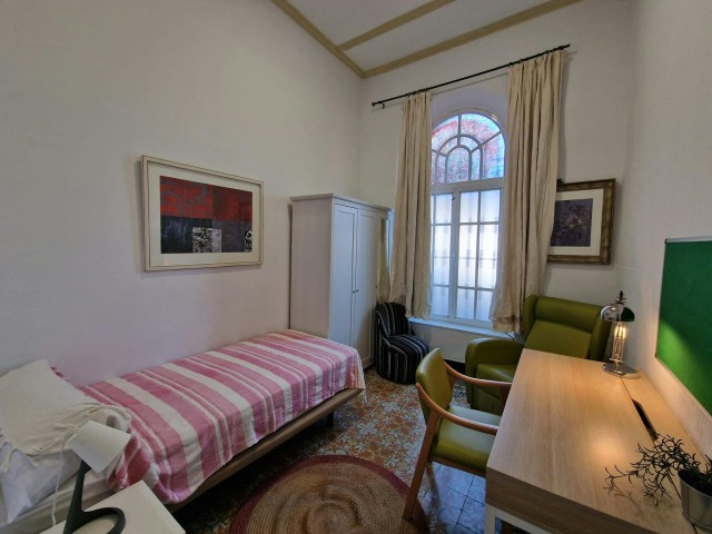Spain furnished Room in Andalucia, Seville