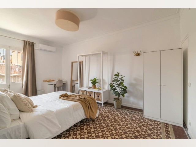 Spain furnished Room in Catalonia, Barcelona
