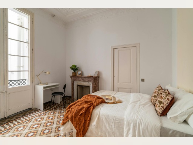 Spain furnished Room in Catalonia, Barcelona
