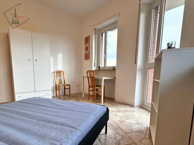 Italy furnished Room in Piedmont, Turin