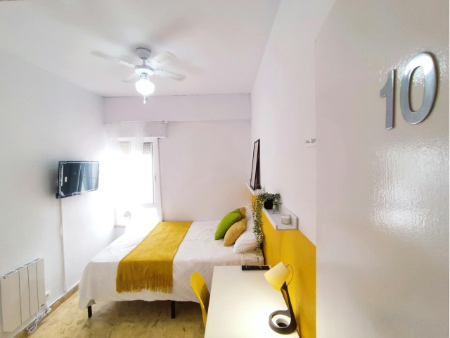 Spain furnished Room in Murcia, Cartagena