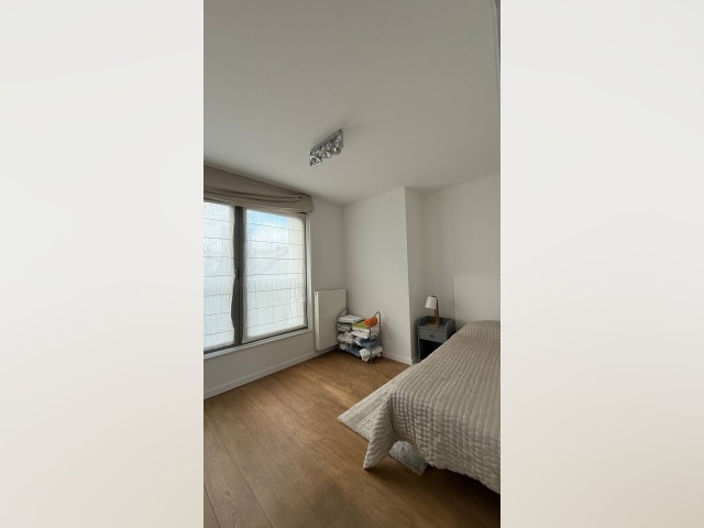Quarto Mobiliado Alugueres de longa duração em Ixelles
