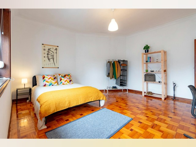 WG-Zimmer Möblierte Langzeitmiete in Porto Oporto