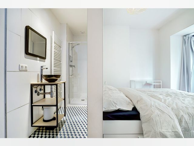 Quarto Mobiliado Alugueres de longa duração em Charleroi