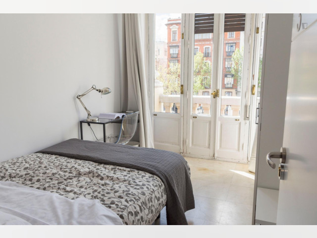 Spain furnished Room in Madrid, Madrid
