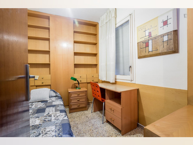 Spain furnished Room in Catalonia, Barcelona
