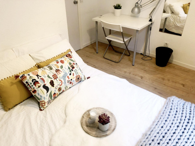 Spain furnished Room in Madrid, Madrid
