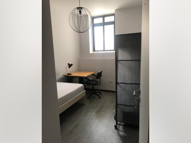 Portugal furnished Room in Porto-North Portugal, Porto Oporto