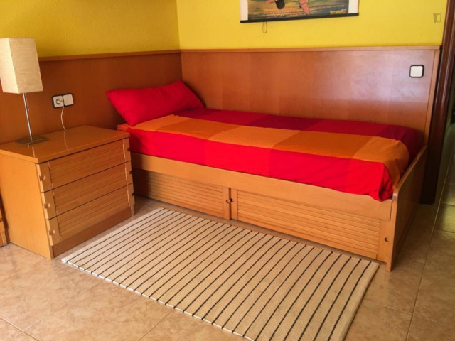 Spain furnished Room in Catalonia, Barcelona