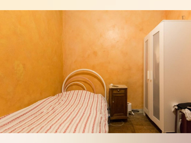 Portugal furnished Room in Lisboa-Tagus Valley, Lisbon
