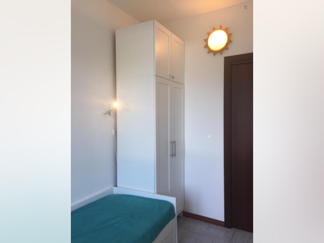 Quarto Mobiliado Alugueres de longa duração em Milão