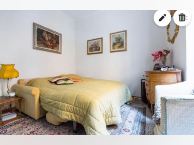 Italy furnished Room in Lombardy, Milan