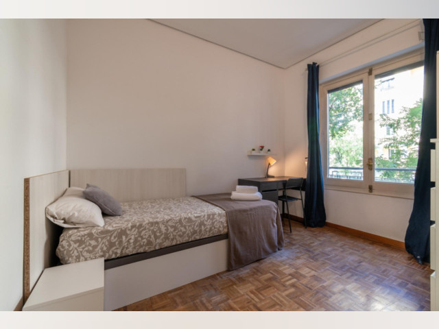 Spain furnished Room in Madrid, Madrid