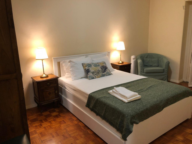 Portugal furnished Room in Lisboa-Tagus Valley, Lisbon
