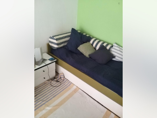 Quarto Mobiliado Alugueres de longa duração em Milão