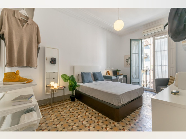 Spain furnished Room in Catalonia, Barcelona