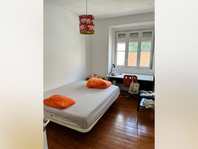 Portugal furnished Room in Lisboa-Tagus Valley, Lisbon