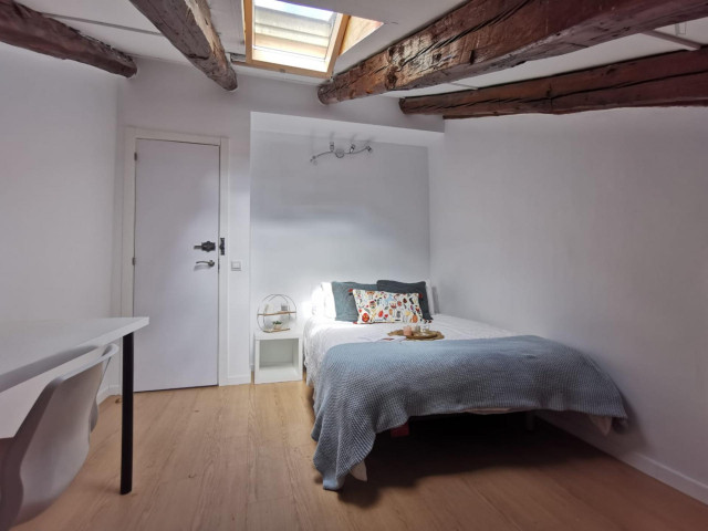 Spain furnished Room in Madrid, Madrid