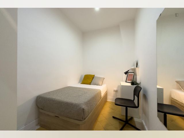 Barcelona Room for rent
