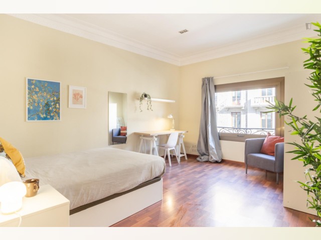 Spain furnished Room in Catalonia, Barcelona