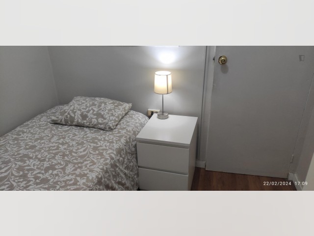 Spain furnished Room in Catalonia, Barcelona