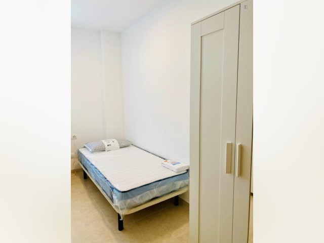 Spain furnished Room in Catalonia, Barcelona
