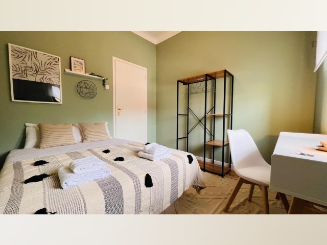 Quarto Mobiliado Alugueres de longa duração em Coimbra