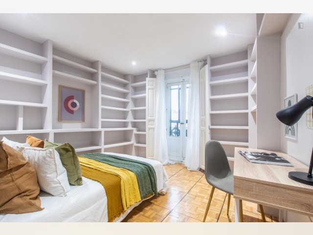 Spain furnished Room in Madrid, Madrid