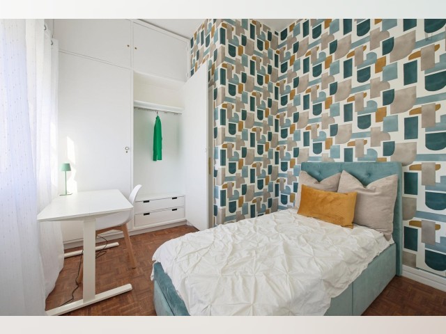 Portugal furnished Room in Lisboa-Tagus Valley, Lisbon