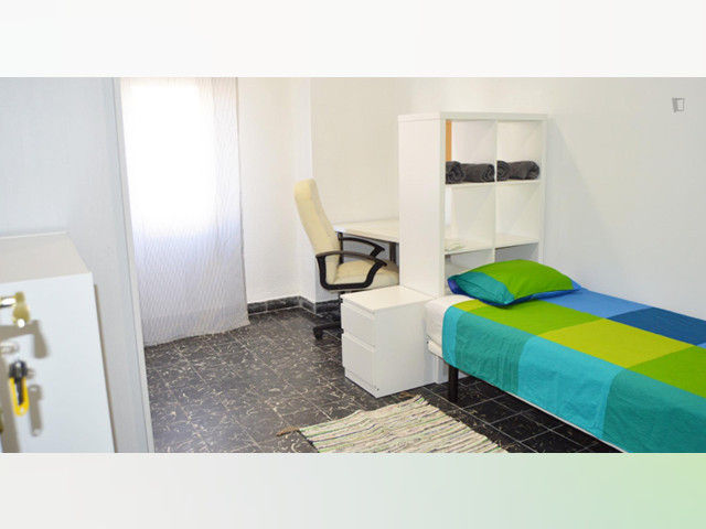 Spain furnished Room in Valencia, Valencia